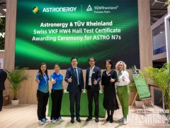 正泰新能ASTRO N7s組件通過雙項(xiàng)加嚴(yán)測(cè)試，賦能全球分布式能源場(chǎng)景